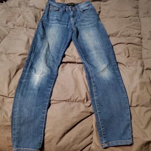 Kendall & Kylie Denim - KENDALL + Kylie the contour high rise jeans